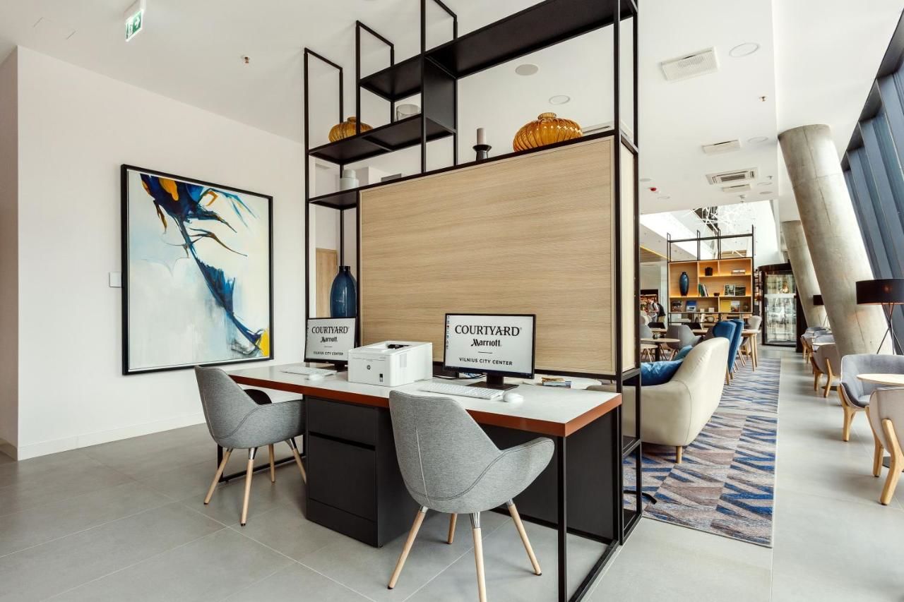 Отель Courtyard by Marriott Vilnius City Center Вильнюс-37